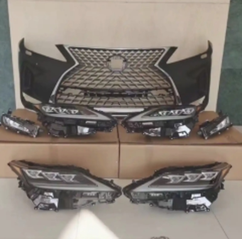 Передние фары на LEXUS RX350 2020